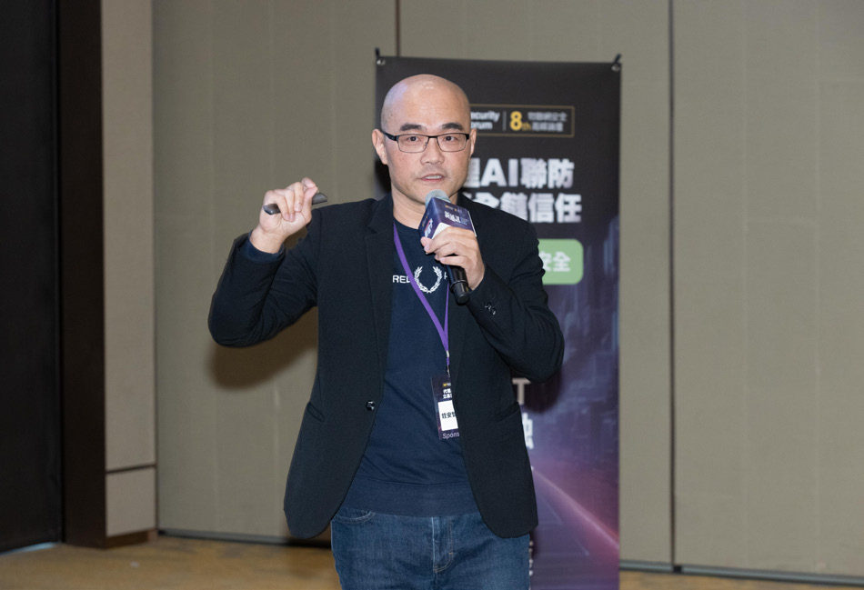 銓安智慧科技顧問服務處副總蕭志平強調,地端AI須以硬體信任根為基礎,結合HSM、TPM與RAG機制,實現零外洩零竄改。