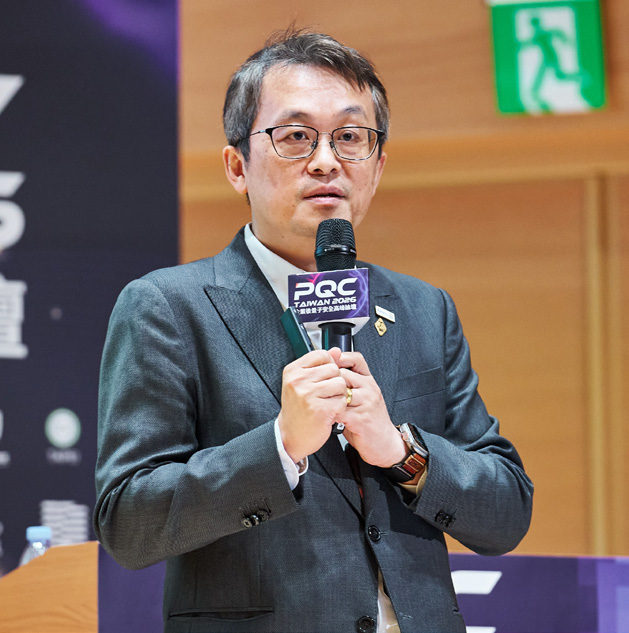 DataBrushing.AI創辦人暨執行長呂佳諺指出,OT設備生命週期長,應結合CBOM與威脅建模掌握IT與OT介接風險。